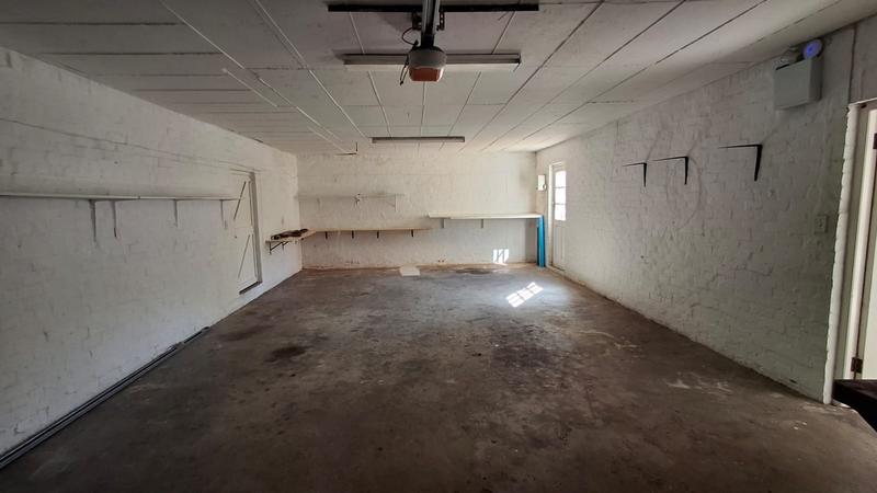 4 Bedroom Property for Sale in Flamingo Vlei Western Cape